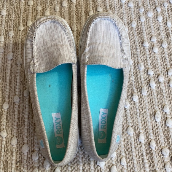 Roxy “Pixie Love II” beige loafers size 8 - Picture 9 of 10